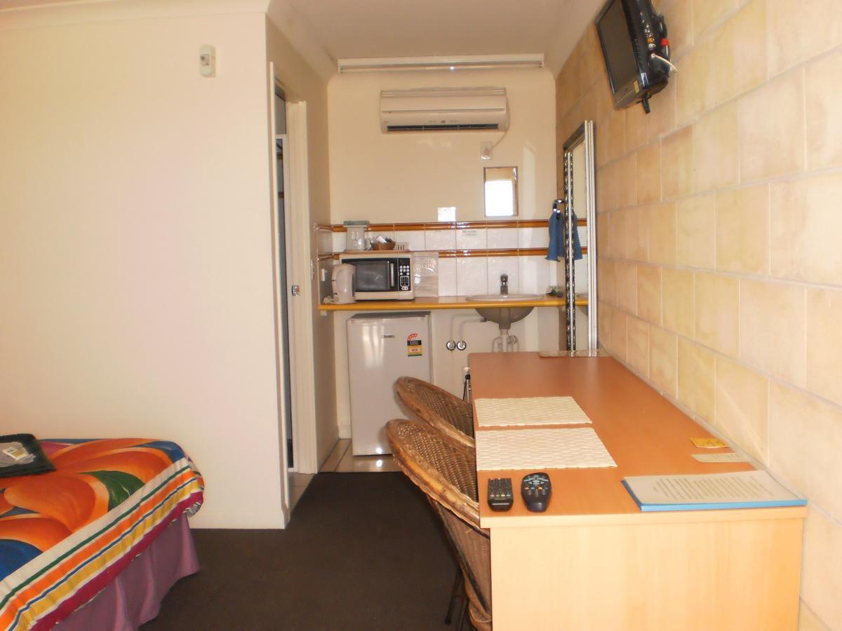 Country View Motel Ilbilbie Exterior photo